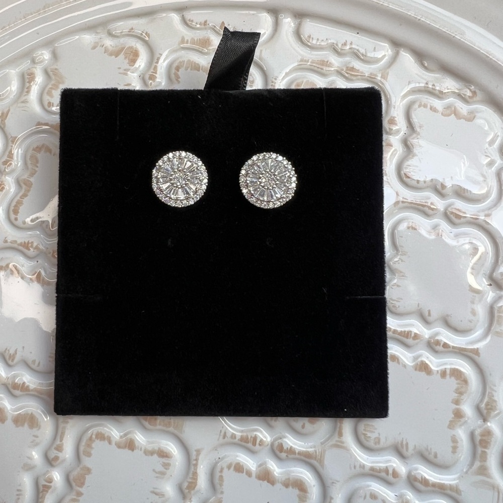 Nine West Round Crystal Stud Earrings Silver Tone NIB